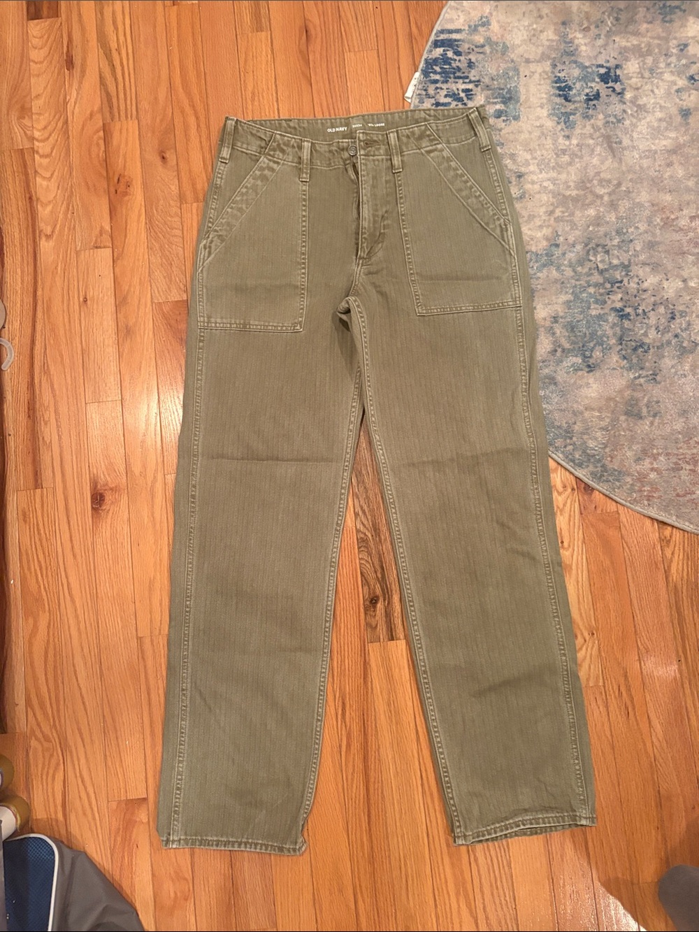 Old Navy Men's 90s Loose Jeans in Olive Green